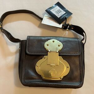 NWT~ CYNTHIA ROWLEY Brown
Leather Bag Large Gold Tone
Hardware, Small Purse